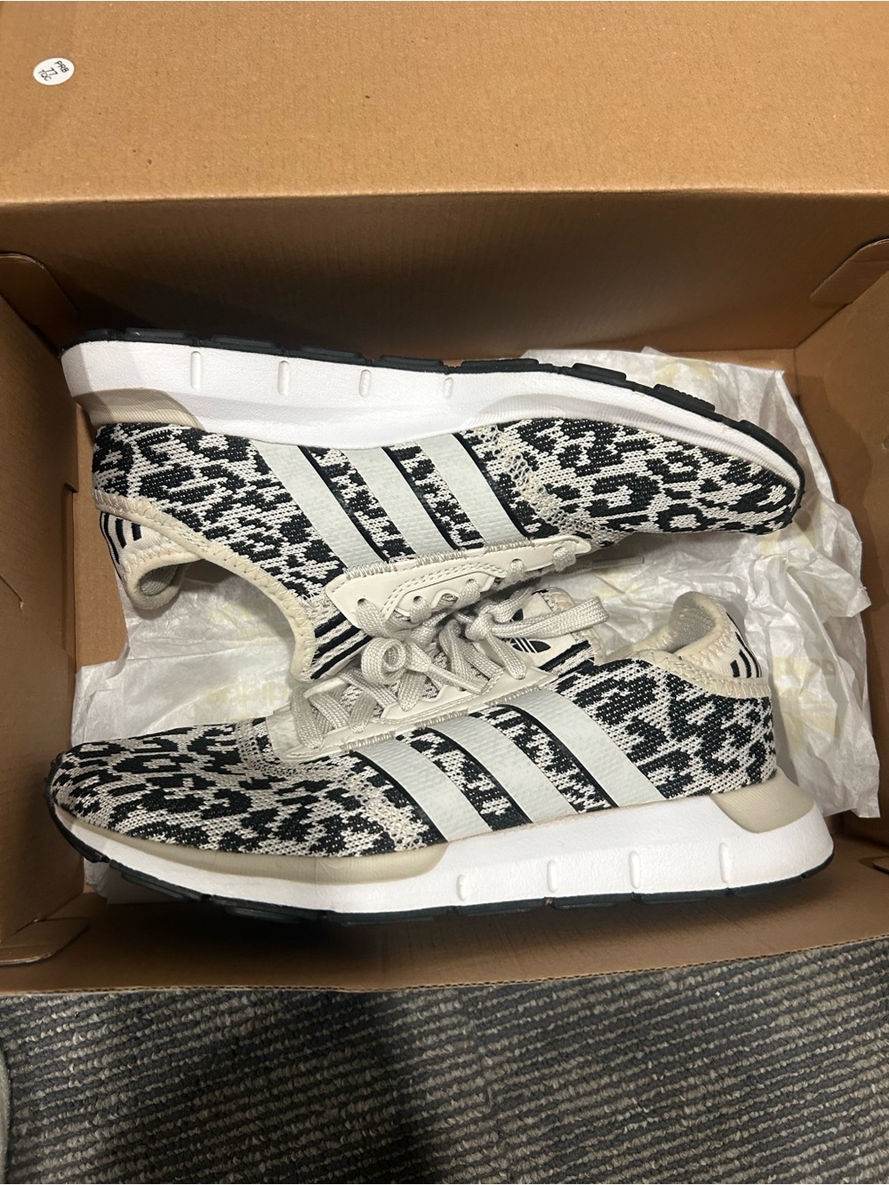 adidas Black & Cream Knit Leopard-Print Sneakers - Picture 2 of 4
